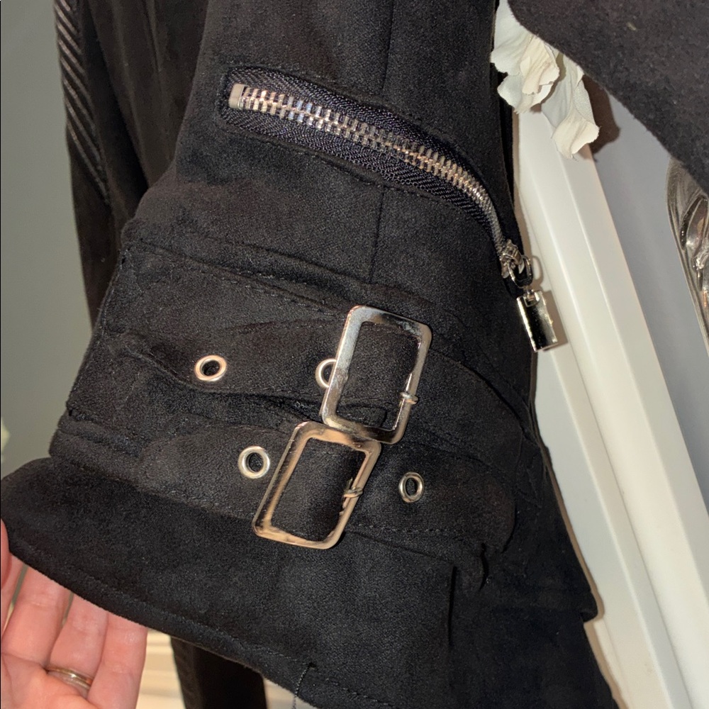 Black Quilted Sleeve Moto Jacket - Picture 4 of 6